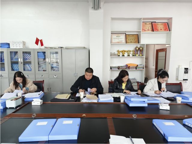 安县师培中心2024年秋期第一次业务指导AG真人国际网站红桥镇中心幼儿园迎接江(图1)